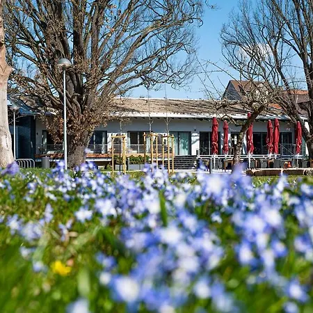 ホテル Muellers-weiden